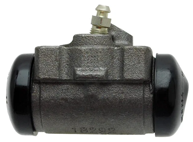 WC37083 – RAYBESTOS Wheel Cylinder, OE Replacement - view 3